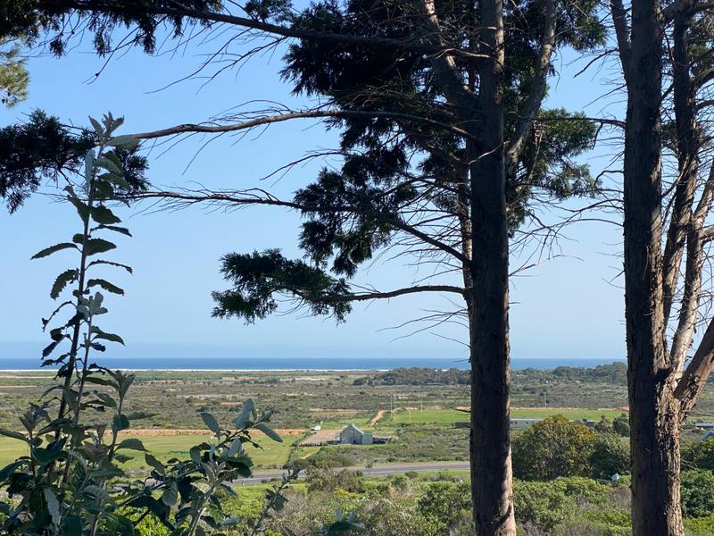 To Let 2 Bedroom Property for Rent in Crofters Valley Western Cape